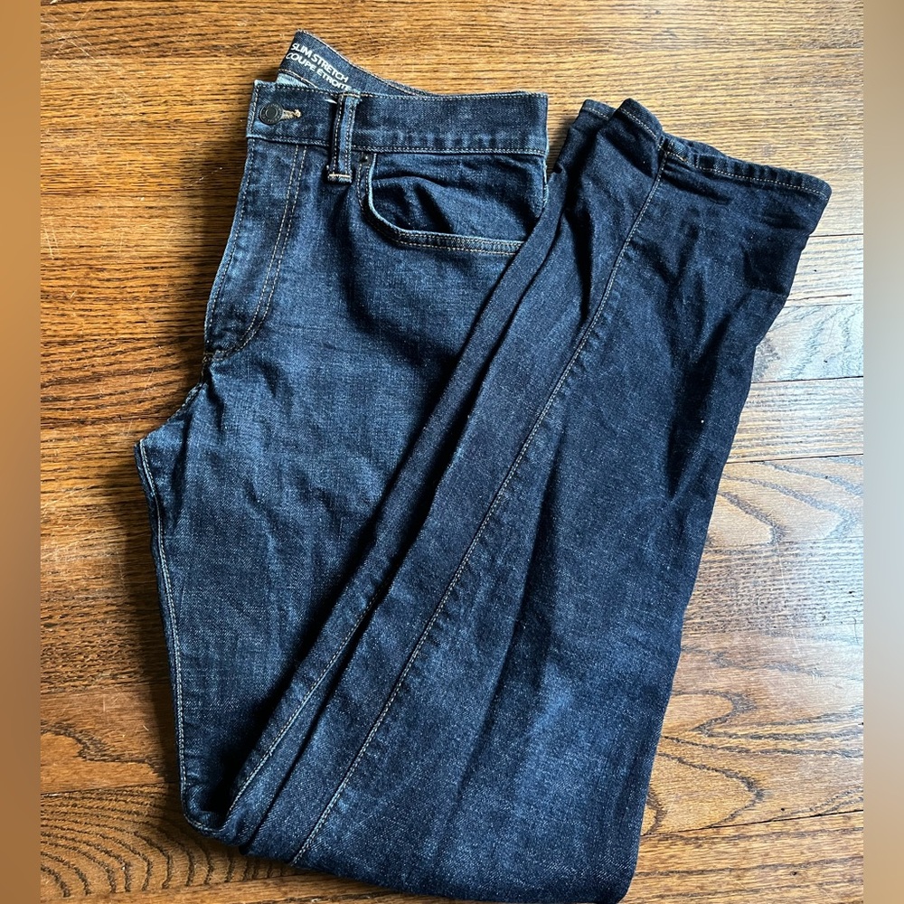 Gap men’s slim fit stretch dark denim jeans
